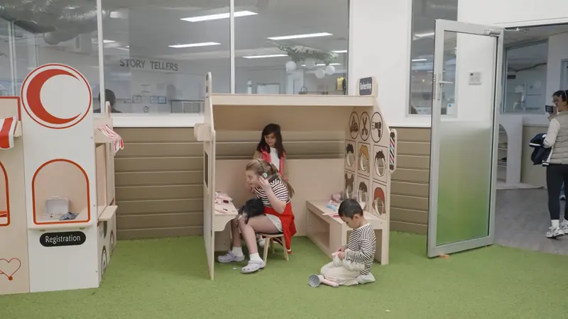 Children playing in the pretend hospital